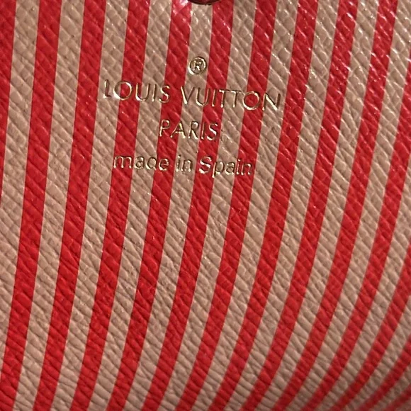 Louis Vuitton Monogram Canvas Inventeur Trunks & Lock Sarah Wallet - Picture 8 of 14